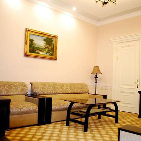 סמרקנד Jahon Palace חדר תמונה